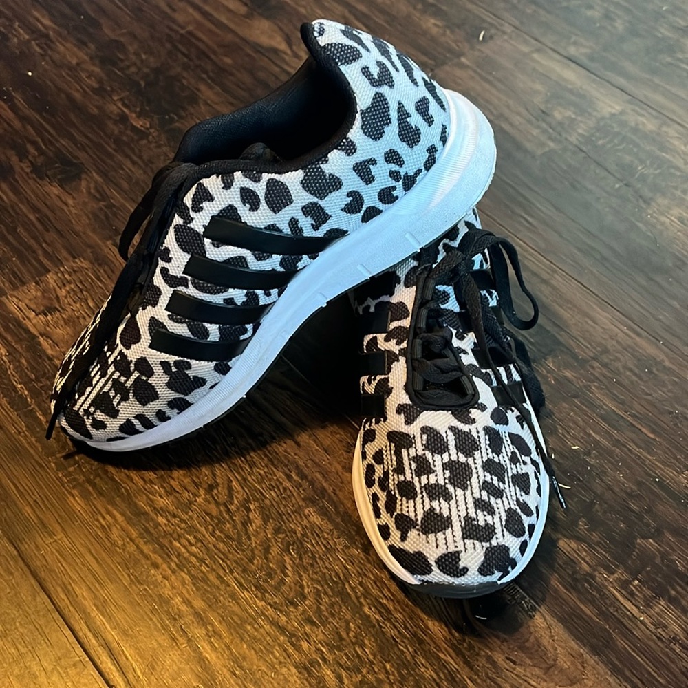 Women’s faux Adidas